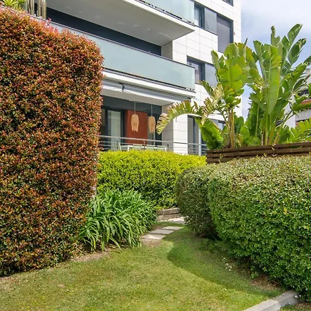 Spaces Garden Paradise 3 Bedroom, 3 Bathroom, Huge Private Garden-terrace, Pool- Sleeps Up To 8 시체스