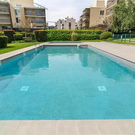 아파트 Spaces Garden Paradise 3 Bedroom, 3 Bathroom, Huge Private Garden-terrace, Pool- Sleeps Up To 8 시체스